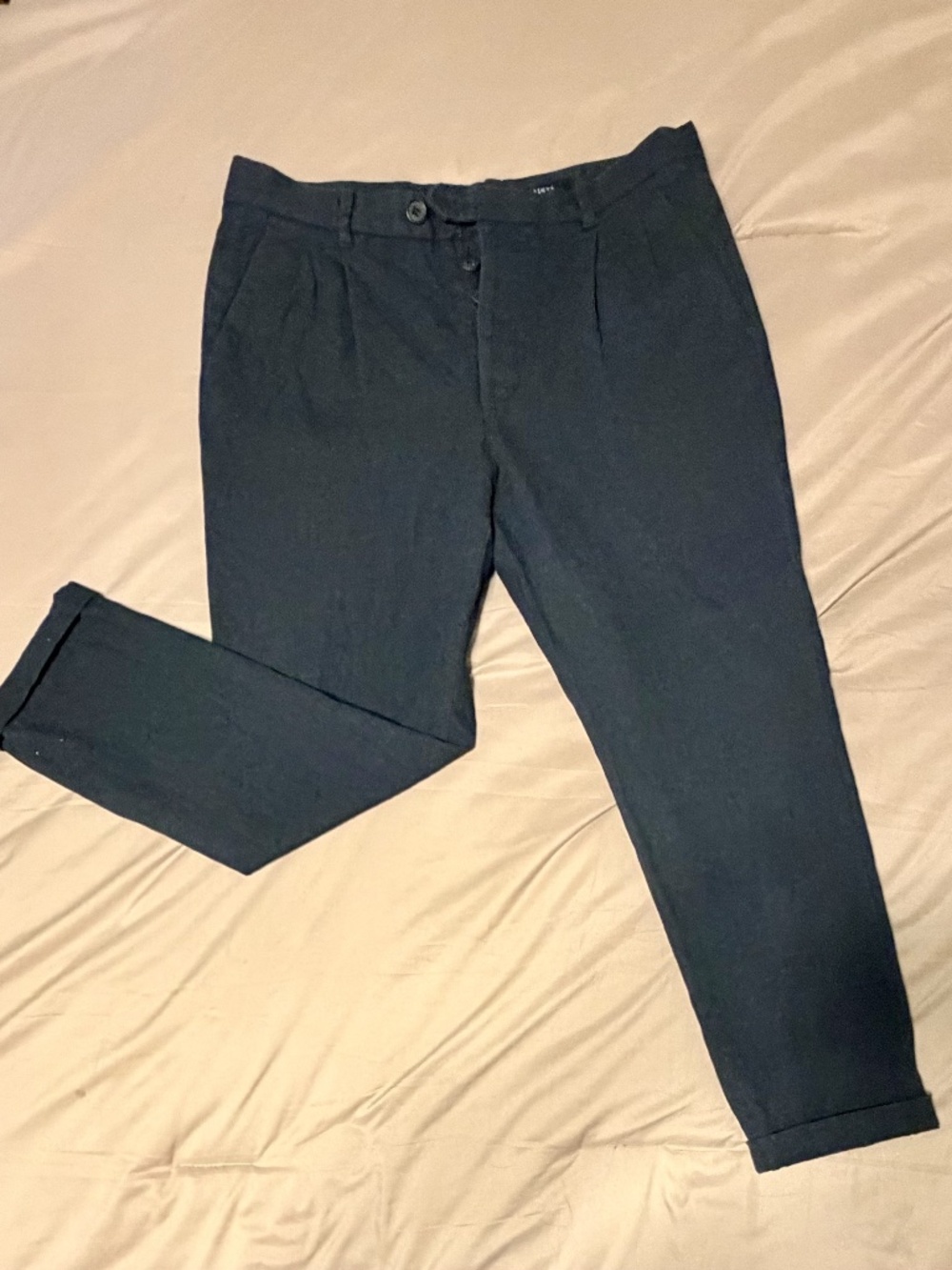 AllSaints THIRTY Black Cropped Pants Slacks Size 30 US 8/10 Good Condition